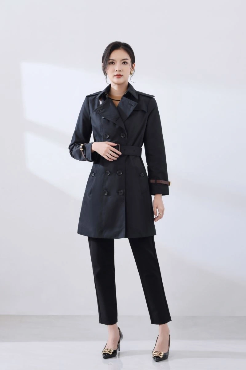 Unisex Burberry Outwear 104245