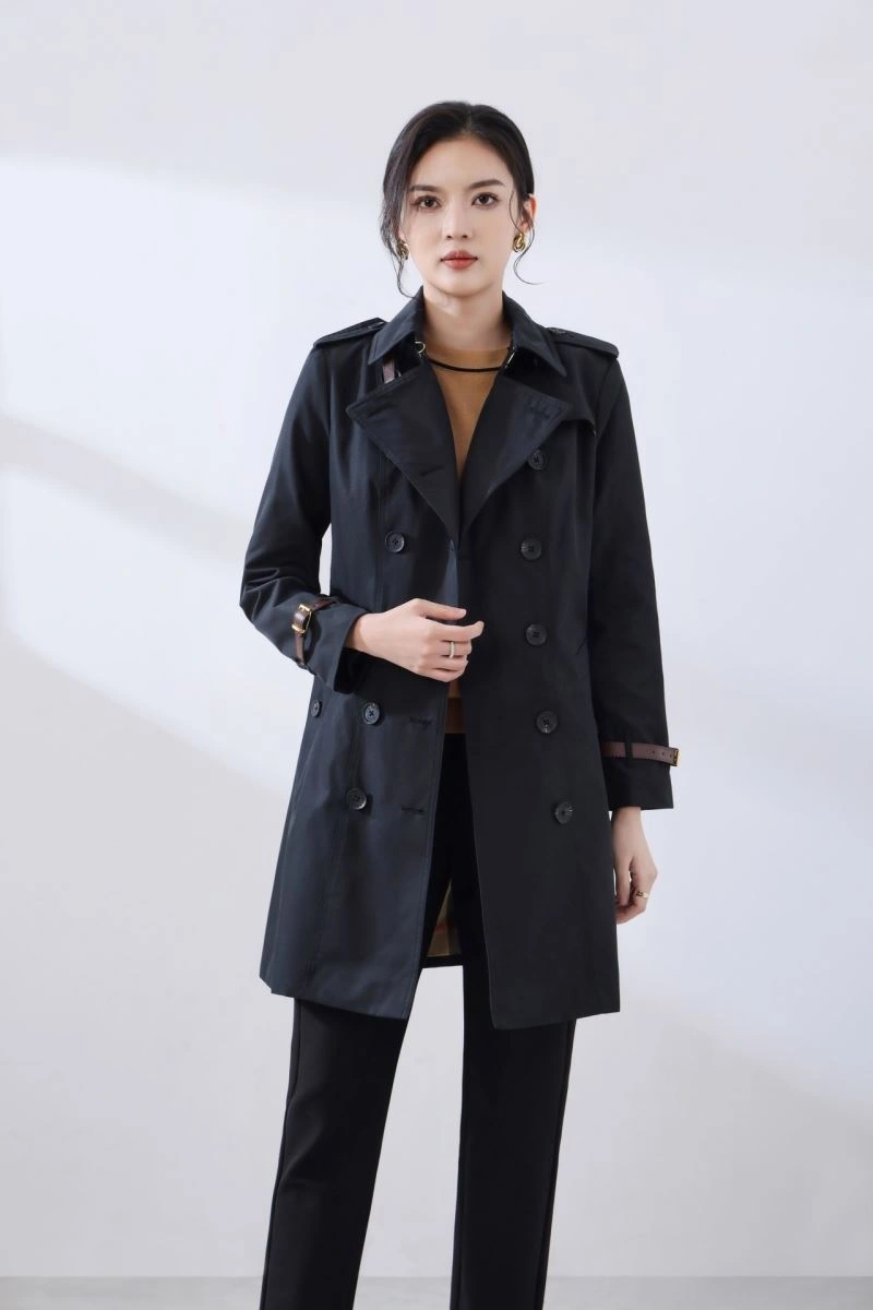 Unisex Burberry Outwear 104245
