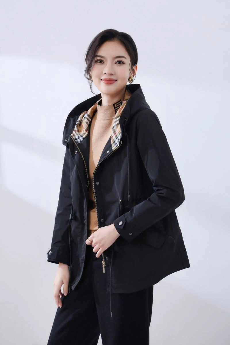 DailyWear Burberry Outwear 104237