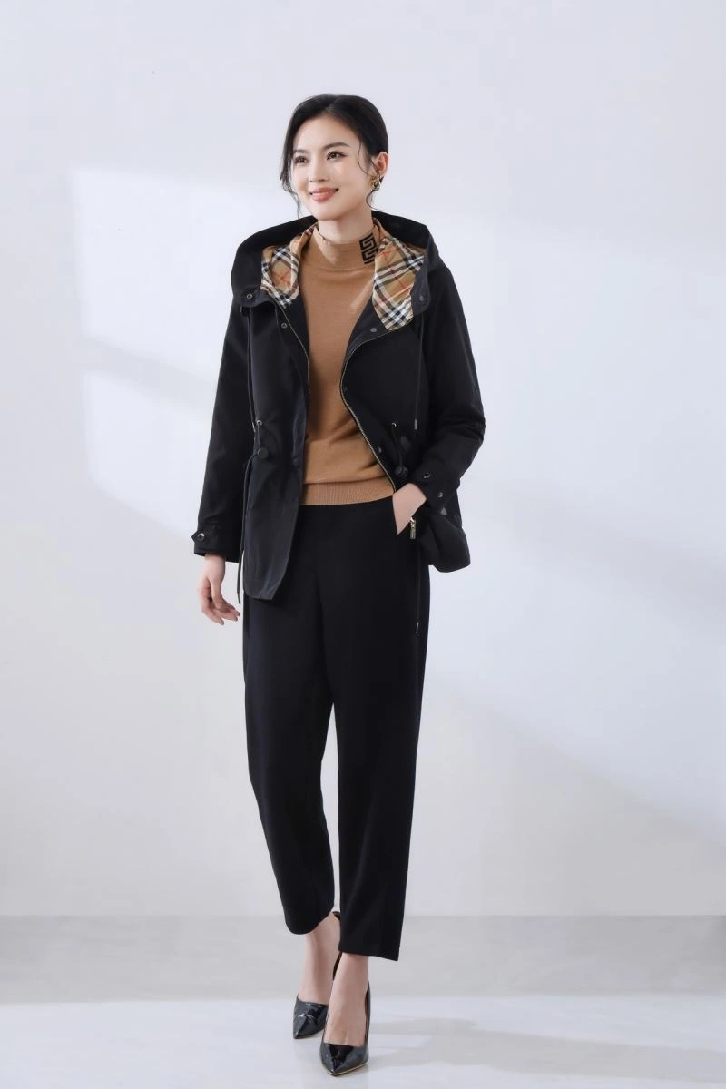 DailyWear Burberry Outwear 104237