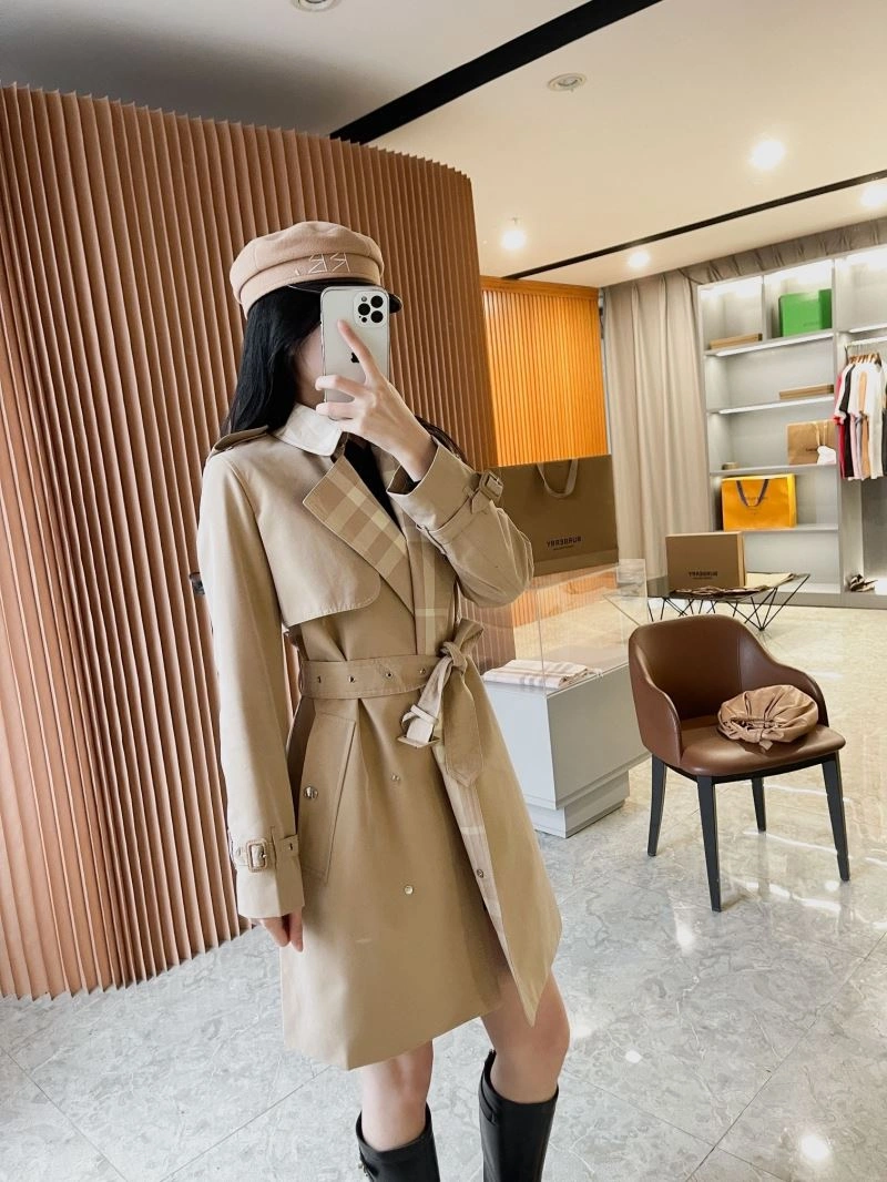 Burberry Outwear Elegant 104229
