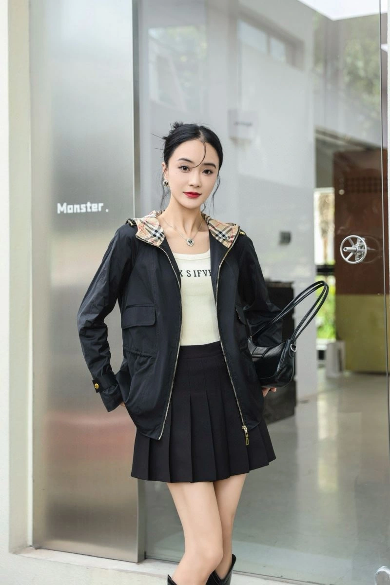 Burberry Outwear Refined 104303