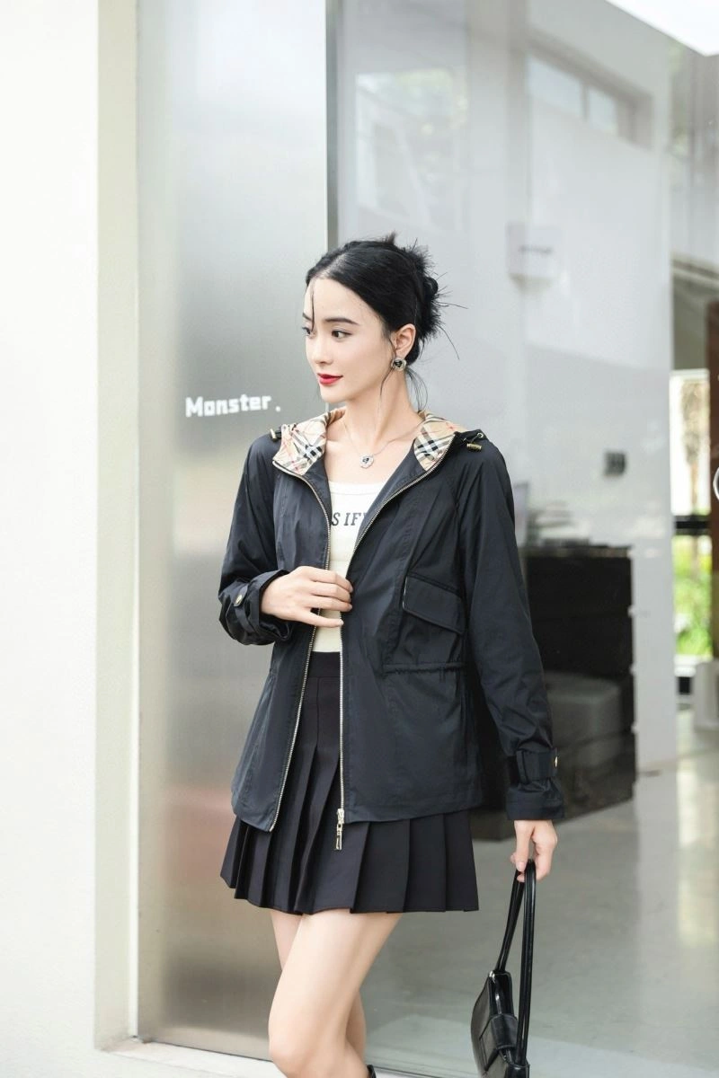Burberry Outwear Refined 104303