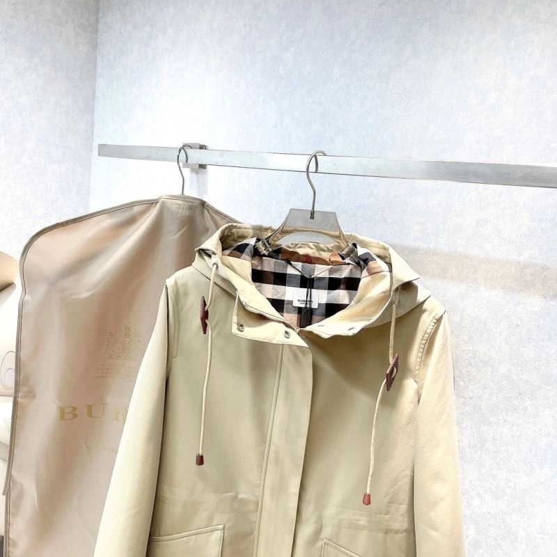 Burberry Outwear Tailored 104222