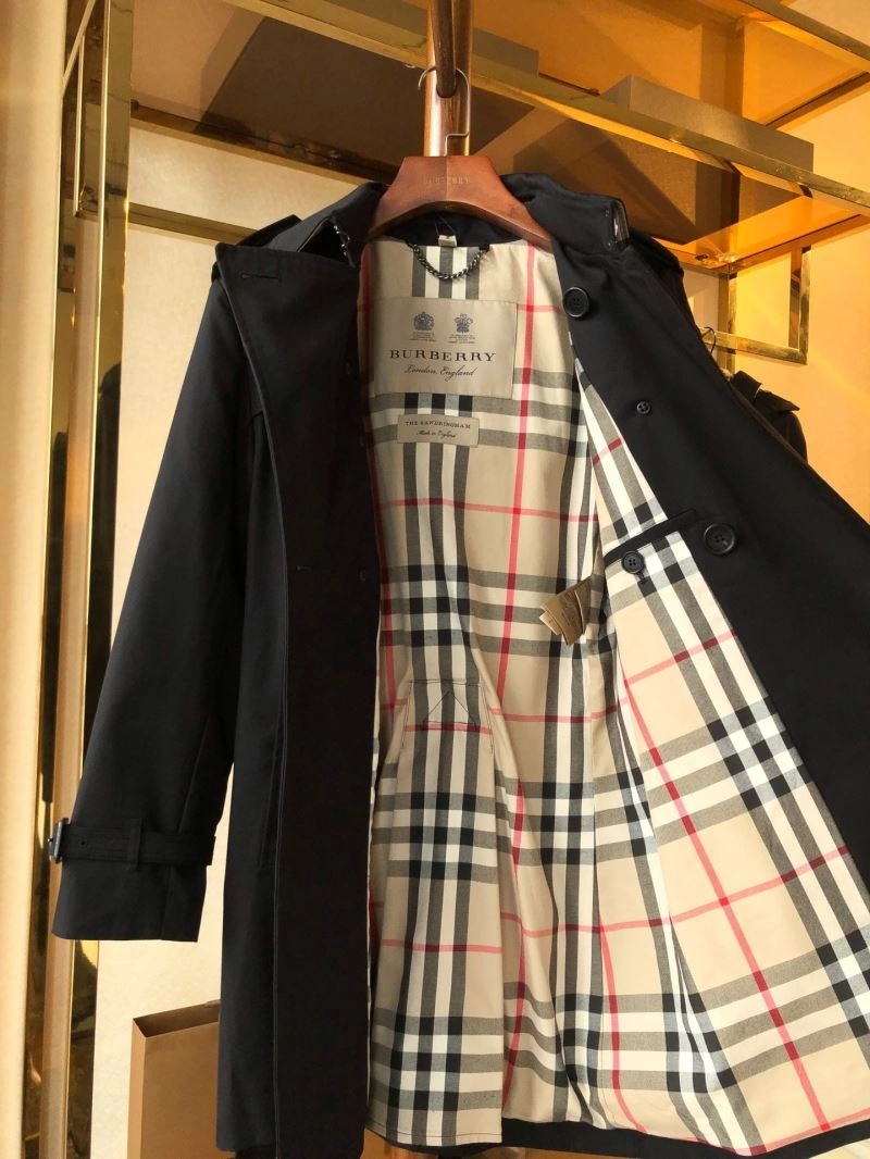 Burberry Outwear OdorResistant 104210