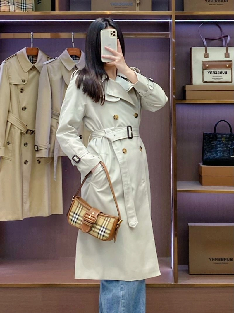 Burberry Outwear Trendy 104202