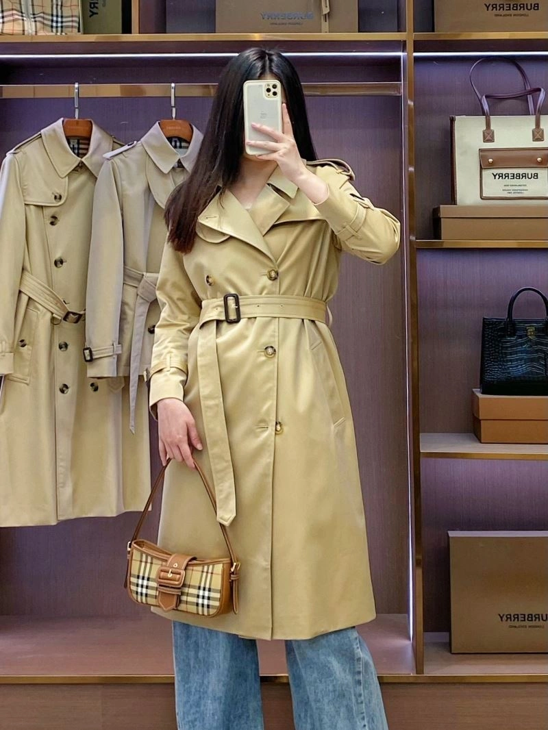 HighQuality Burberry Outwear 104233