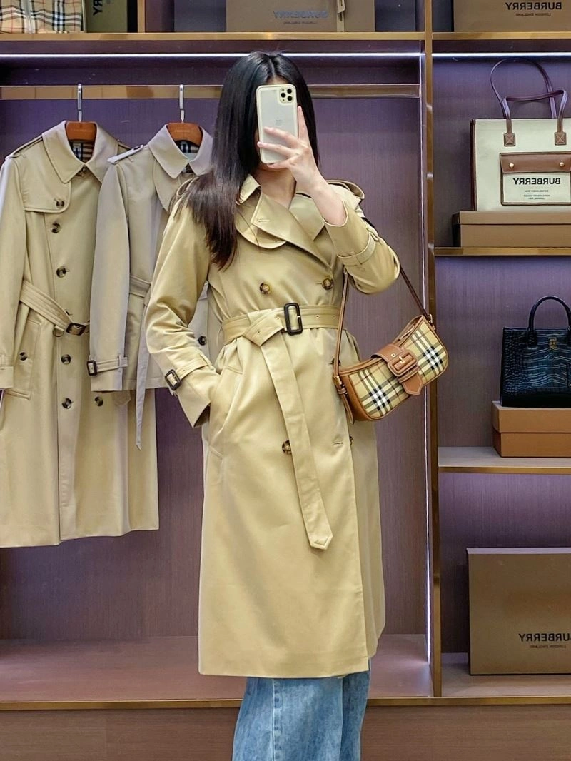 HighQuality Burberry Outwear 104233