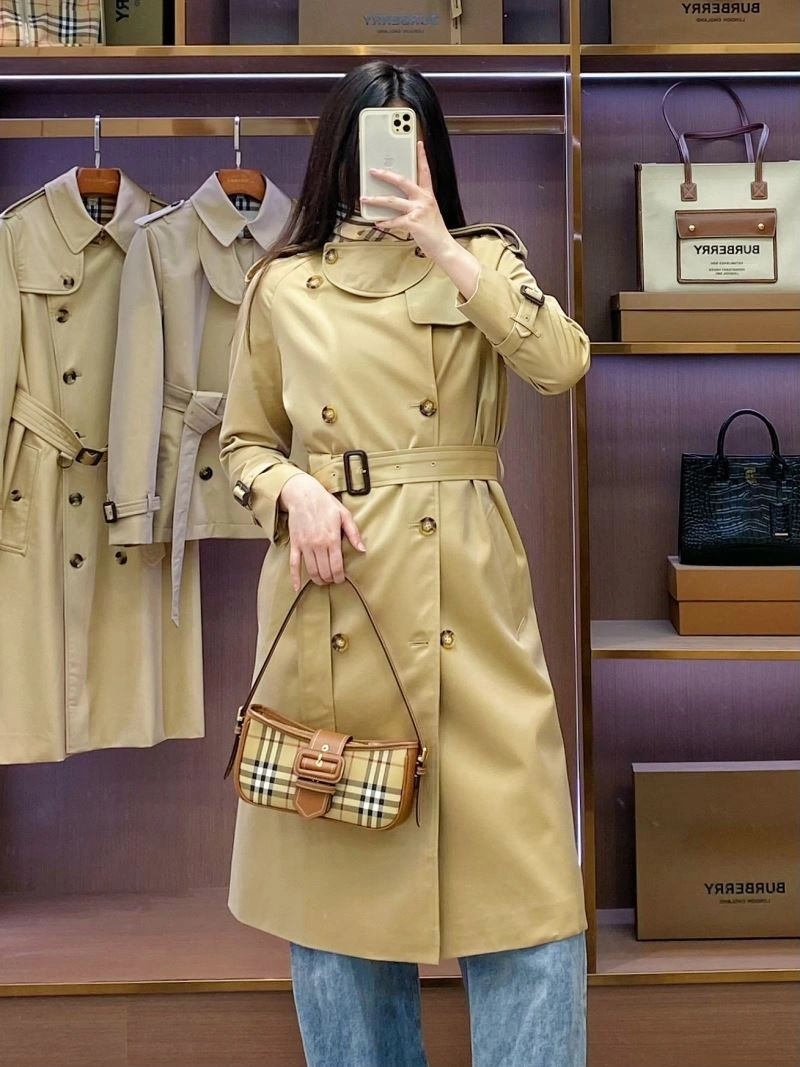 HighQuality Burberry Outwear 104233