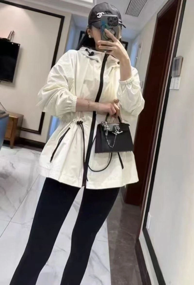 Burberry Outwear GoAnywhere 104231