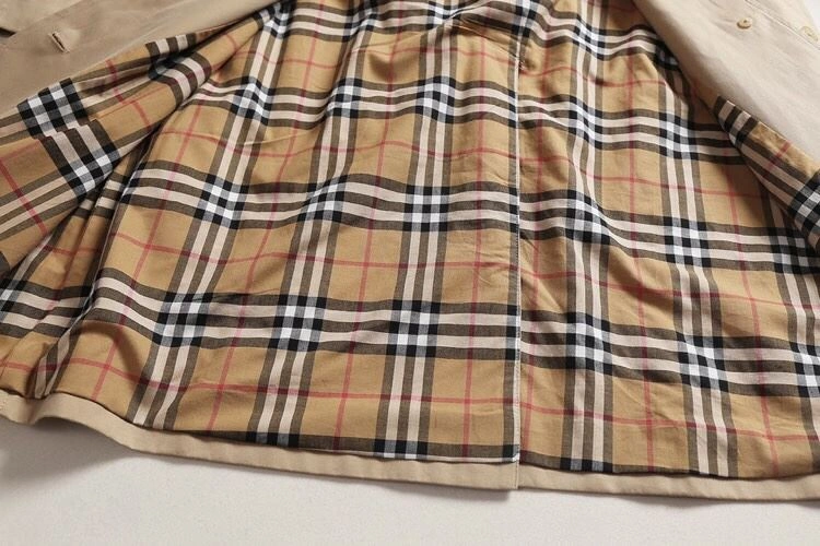 Burberry Outwear TimelessDesign 104191