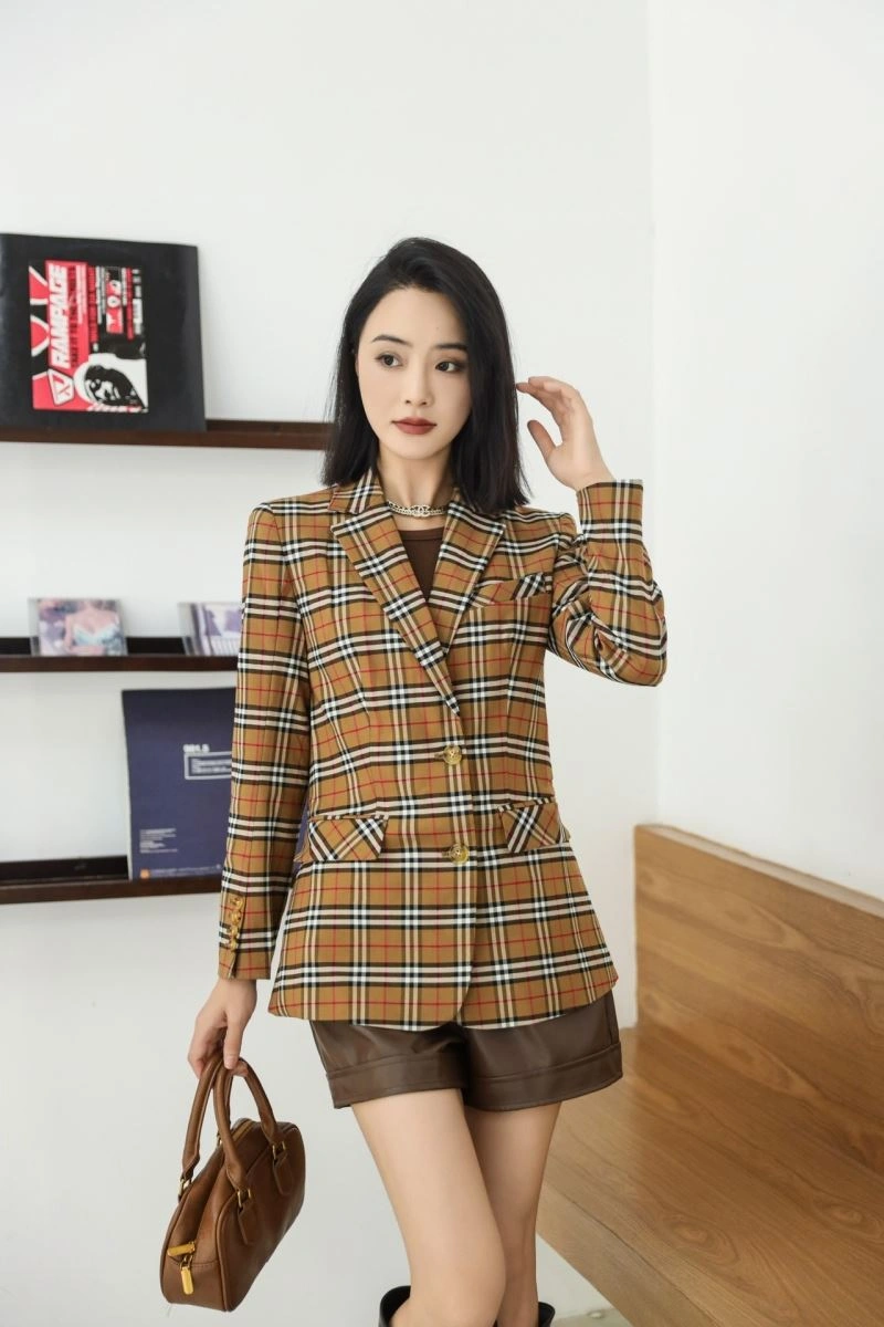 Burberry Outwear StreetReady 104178