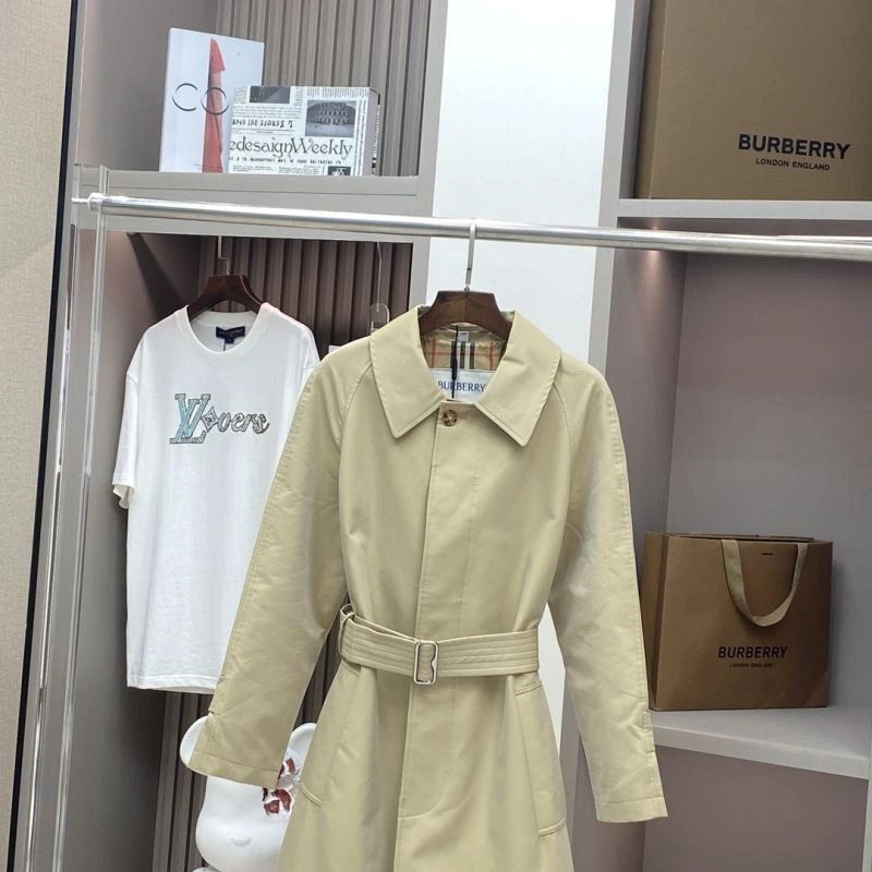 SmoothTexture Burberry Outwear 104187