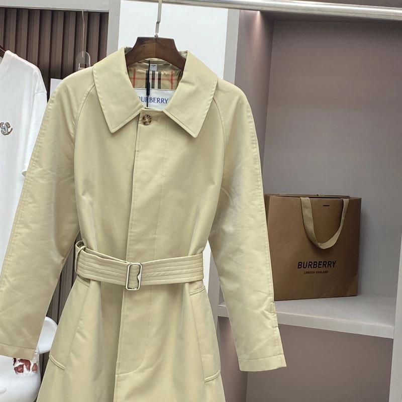 SmoothTexture Burberry Outwear 104187