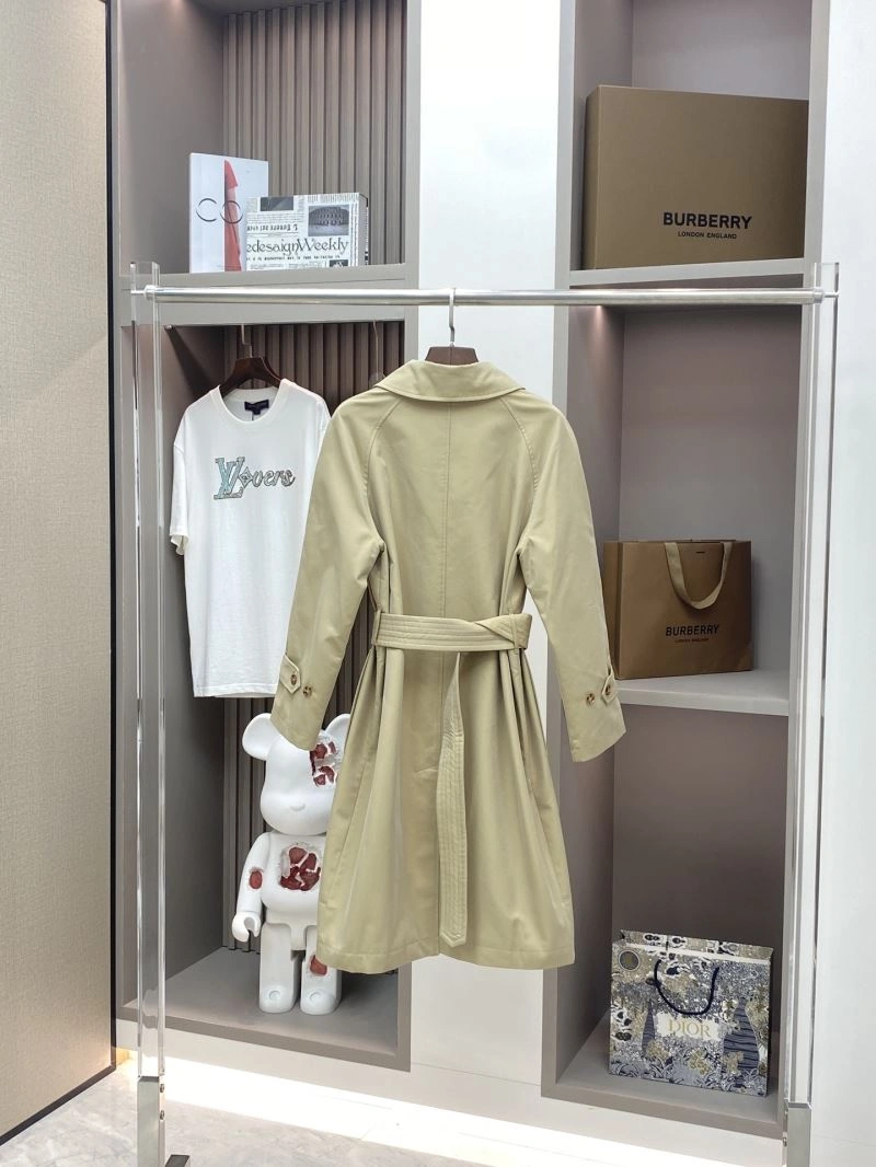 SmoothTexture Burberry Outwear 104187