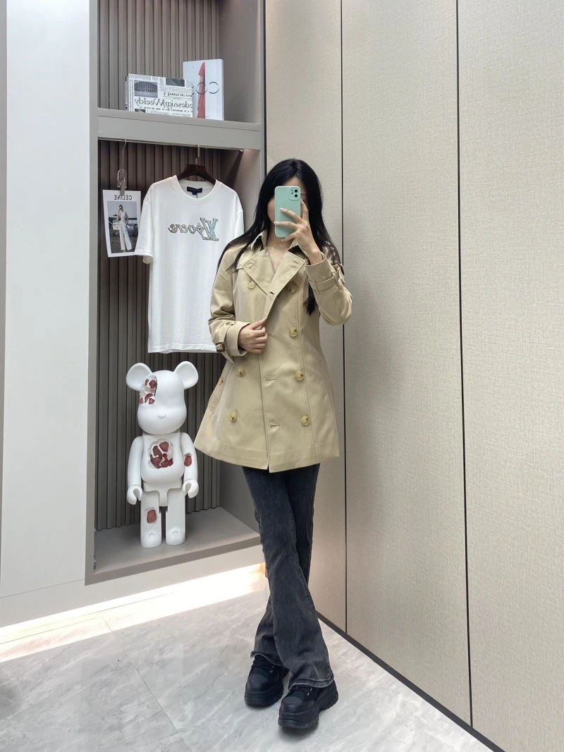 Burberry Outwear FlexibleFit 104189