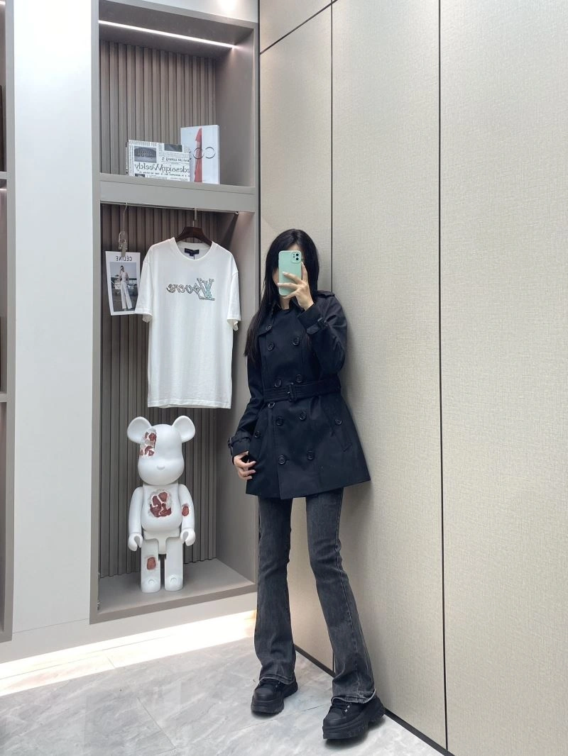 Burberry Outwear Resilient 104177