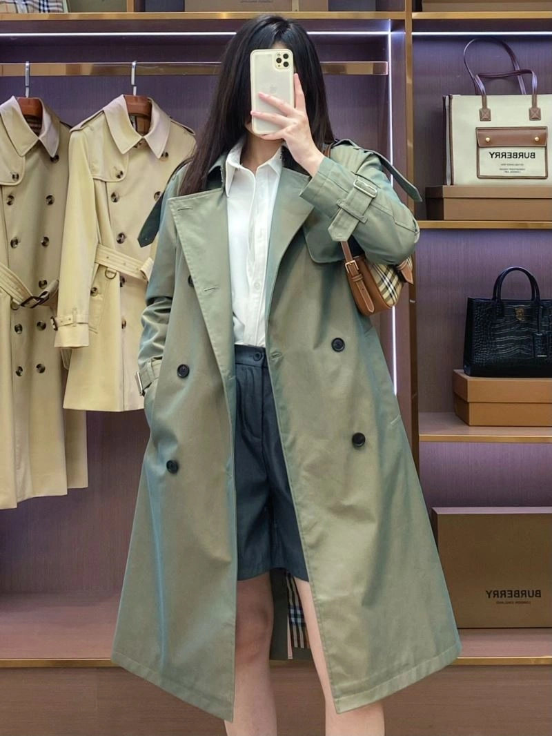 Sophisticated Burberry Outwear 104184