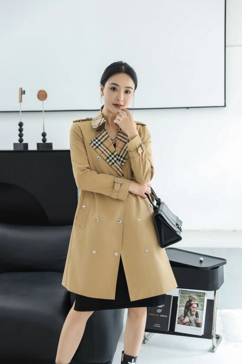 Burberry Outwear Seasonal 104172
