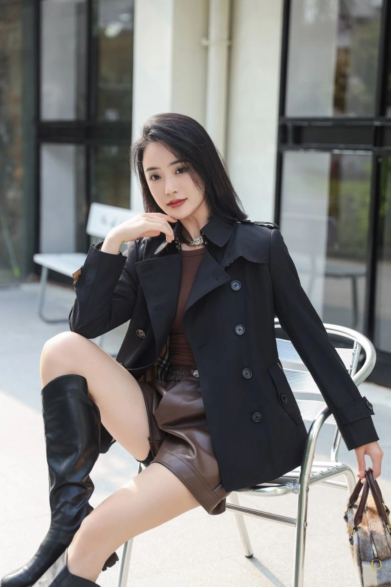 Durable Burberry Outwear 104200