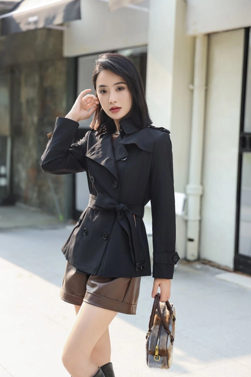 Durable Burberry Outwear 104200