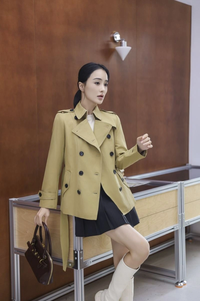 ZipUp Burberry Outwear 104166