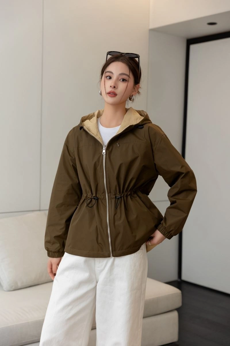Premium Burberry Outwear 104162