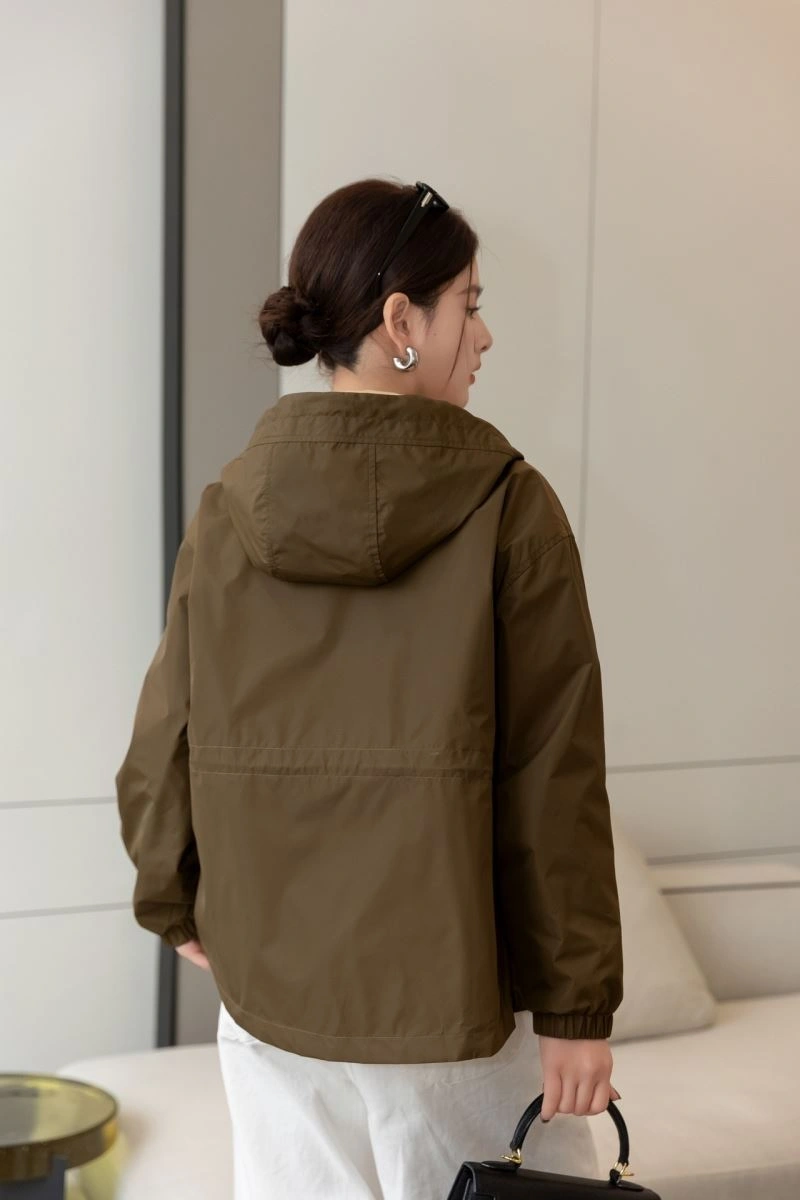 Premium Burberry Outwear 104162