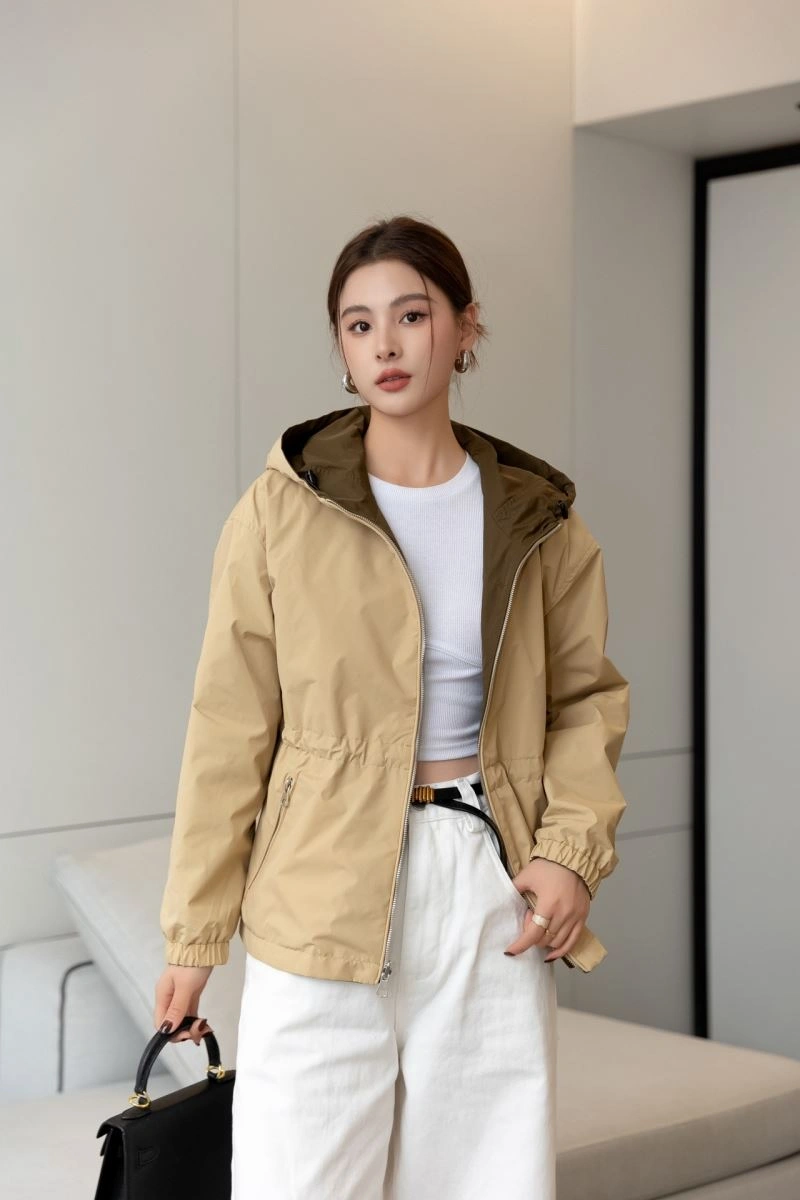 Premium Burberry Outwear 104162