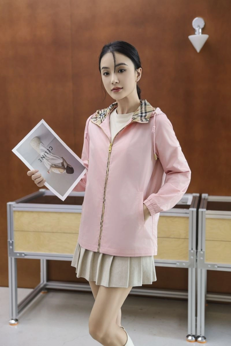 Snug Burberry Outwear 104159