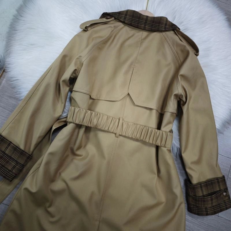 Burberry Outwear Packable 104156