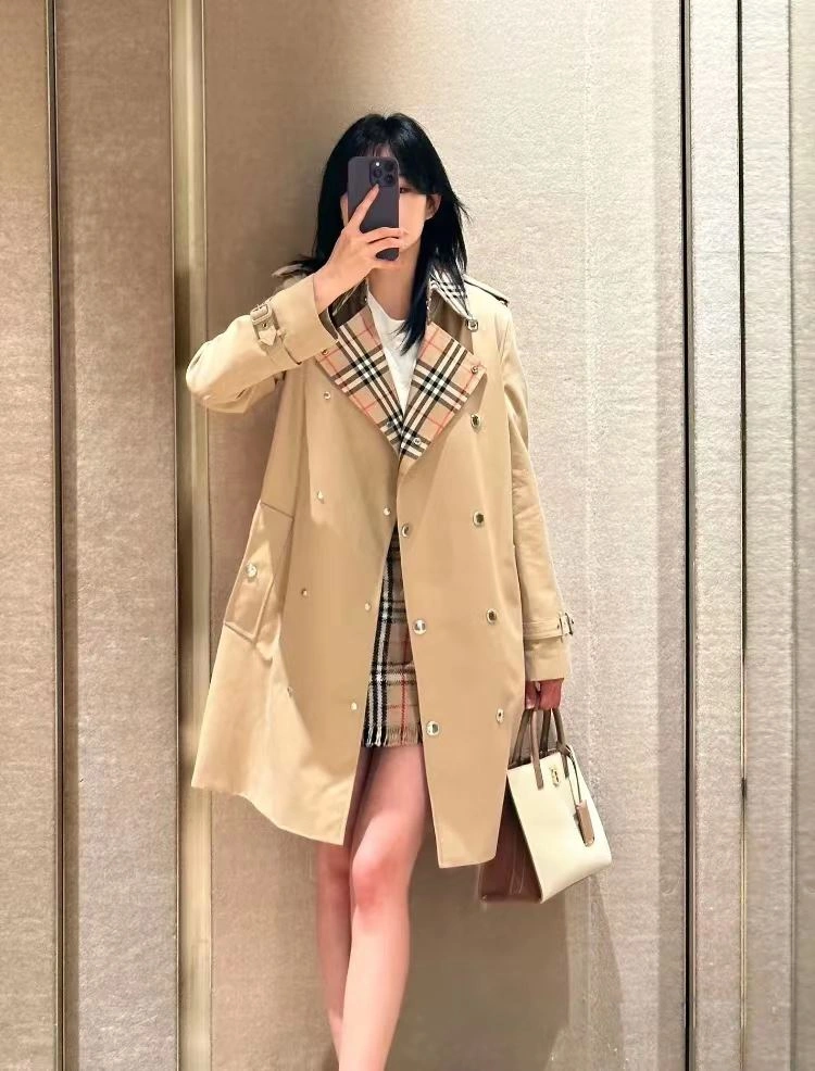 Cozy Burberry Outwear 104133
