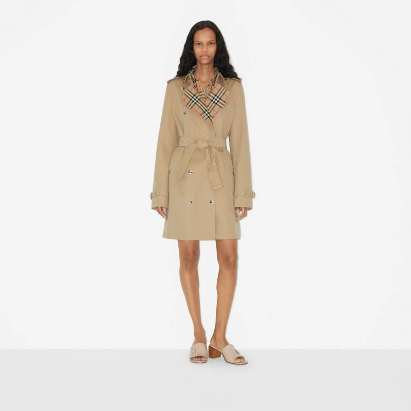 Cozy Burberry Outwear 104133