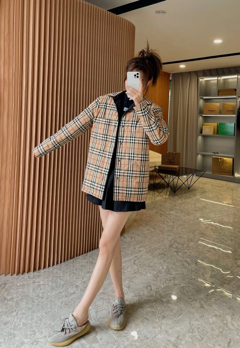 Cozy Burberry Outwear 104120