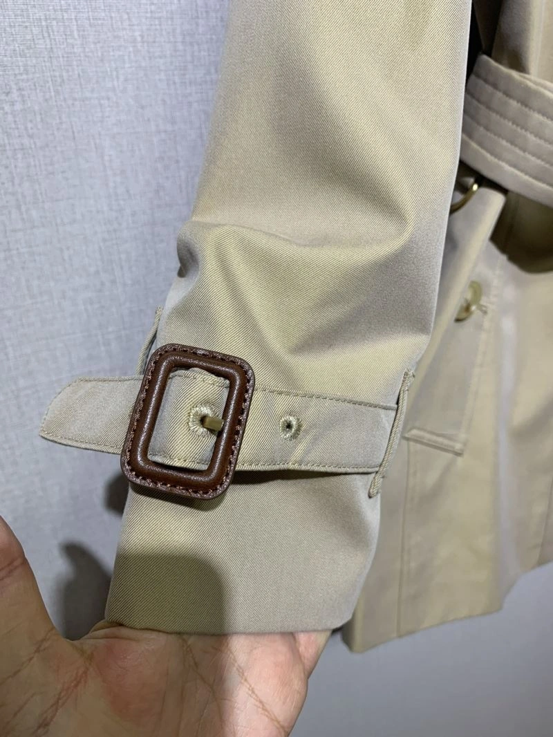 Classic Burberry Outwear 104101