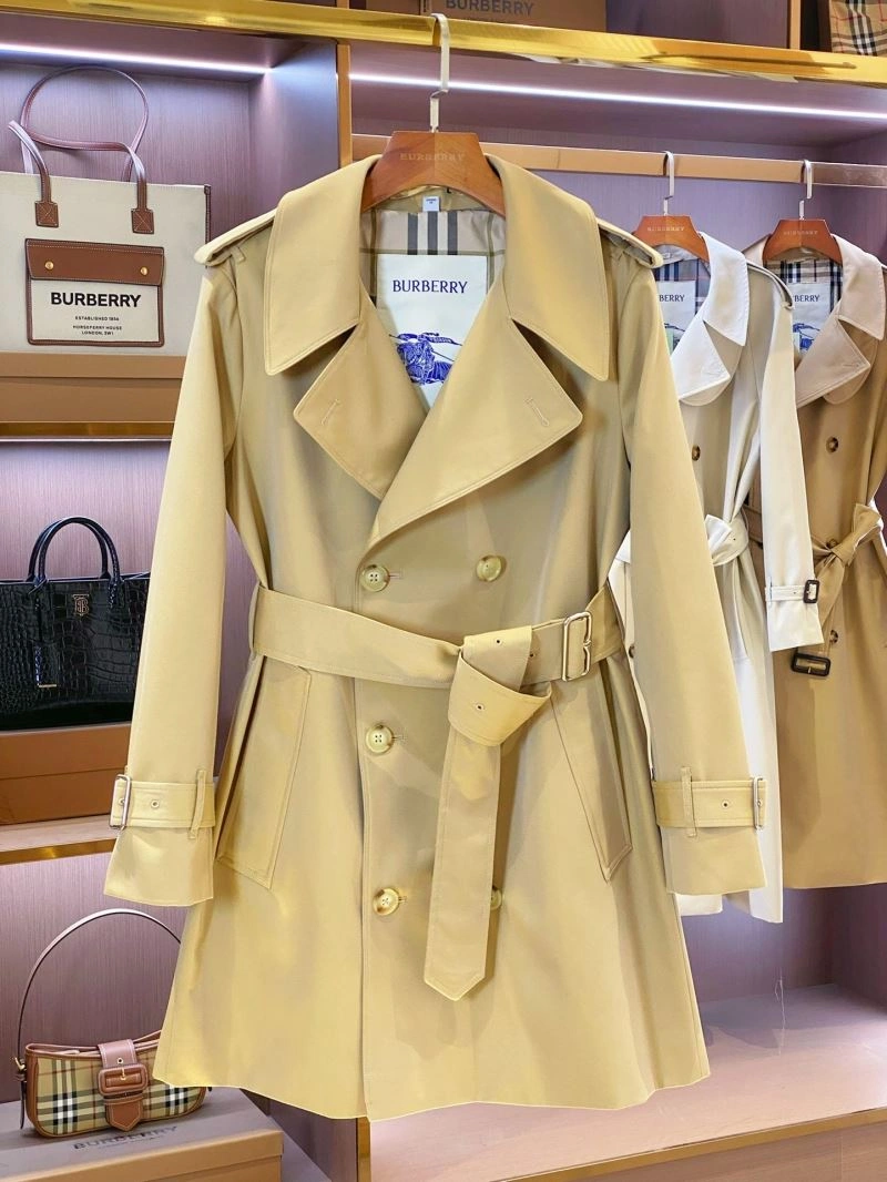Burberry Outwear WellDesigned 104102