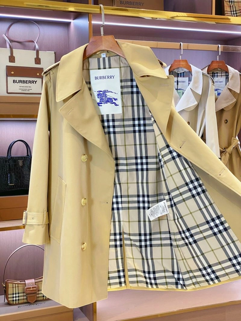 Burberry Outwear WellDesigned 104102