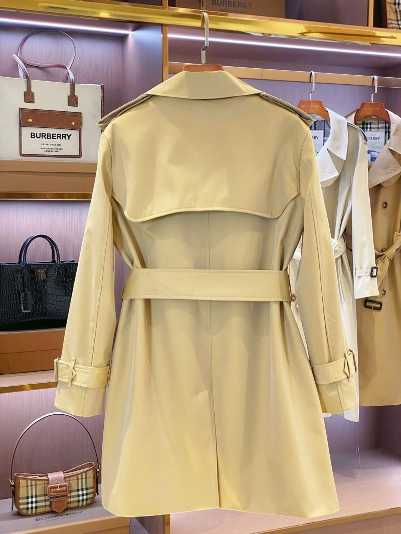 Burberry Outwear WellDesigned 104102