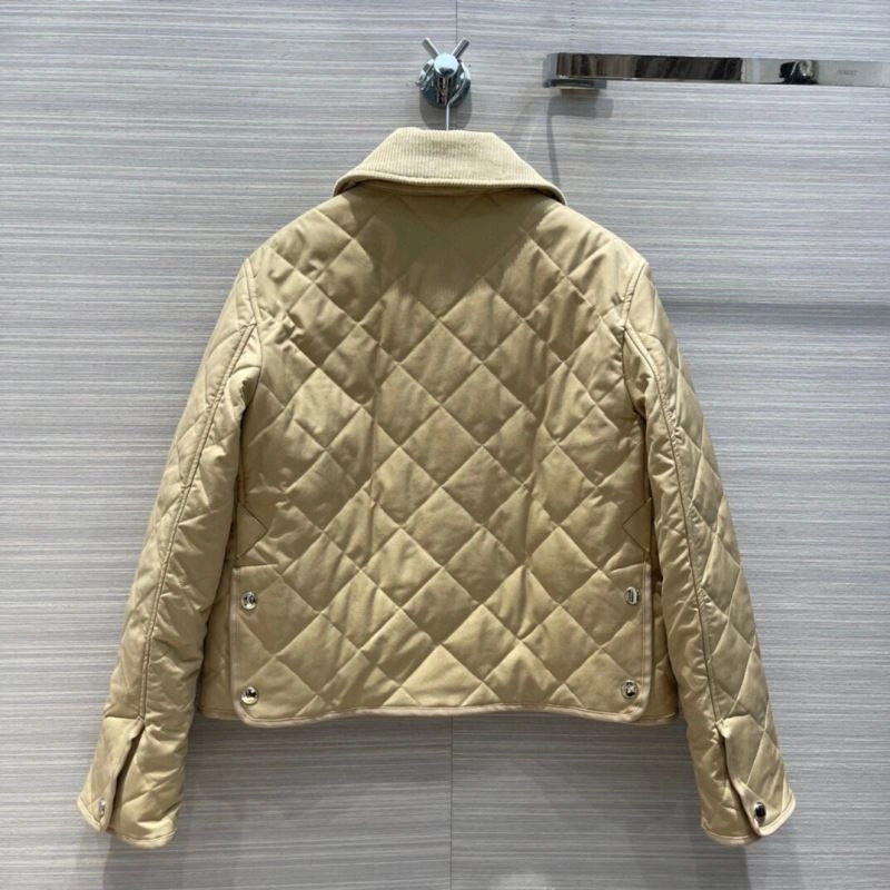 Practical Burberry Outwear 104128