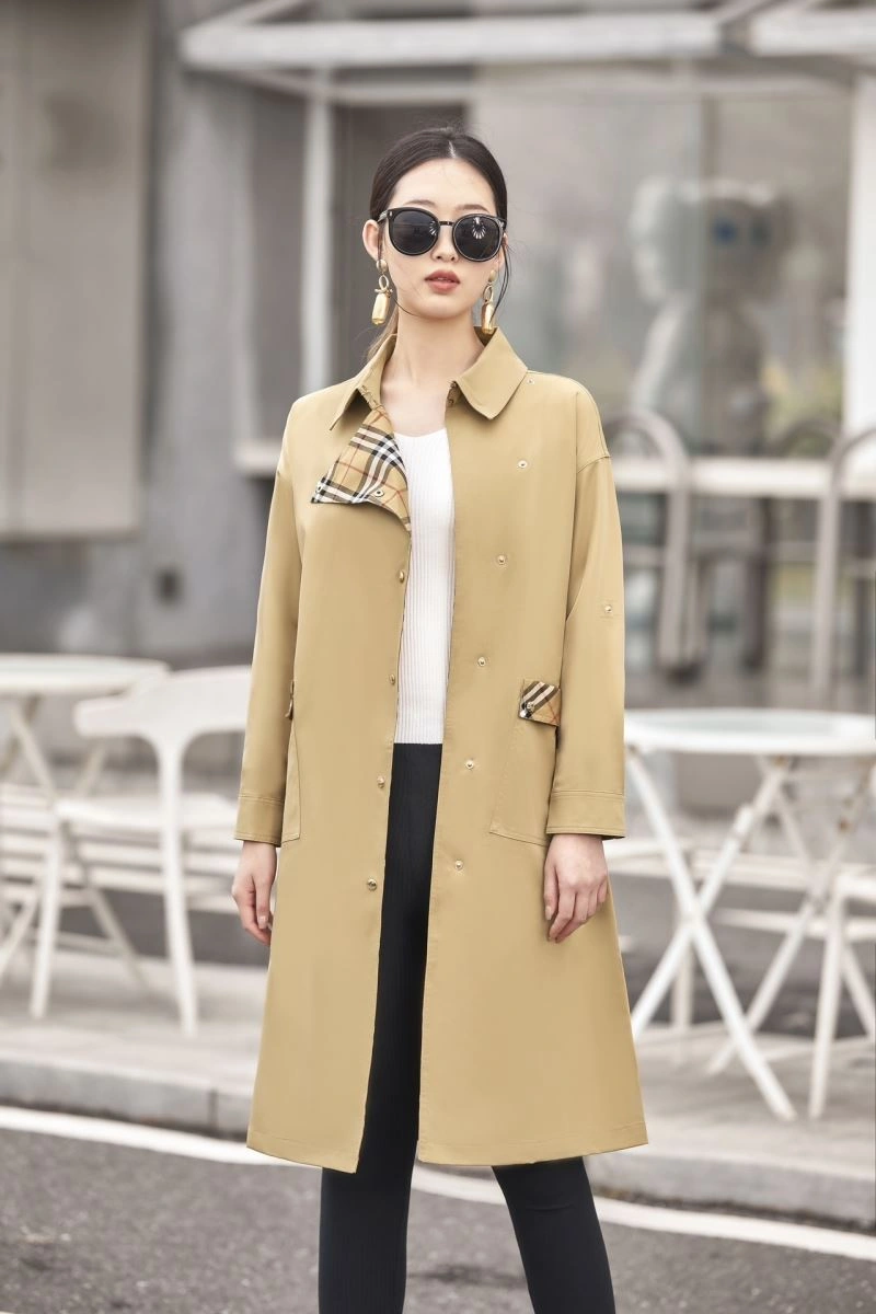 Burberry Outwear Compact 104099
