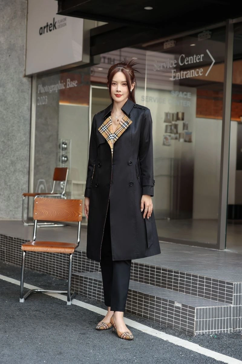 SoftTouch Burberry Outwear 104097