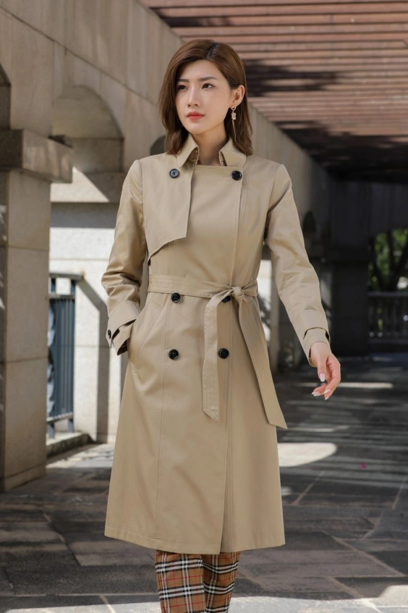 Breathable Burberry Outwear 104103