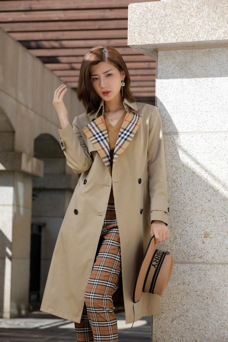 Breathable Burberry Outwear 104103