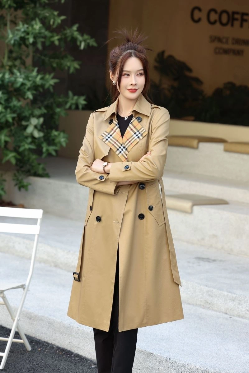 Burberry Outwear Compact 104094