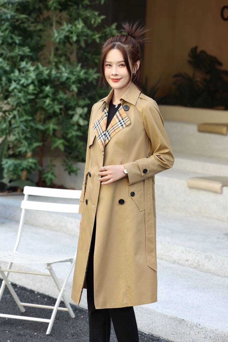 Burberry Outwear Compact 104094