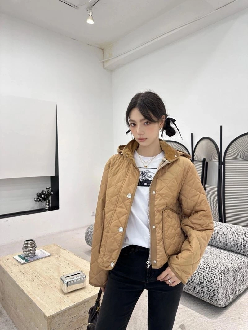 WellDesigned Burberry Outwear 104084