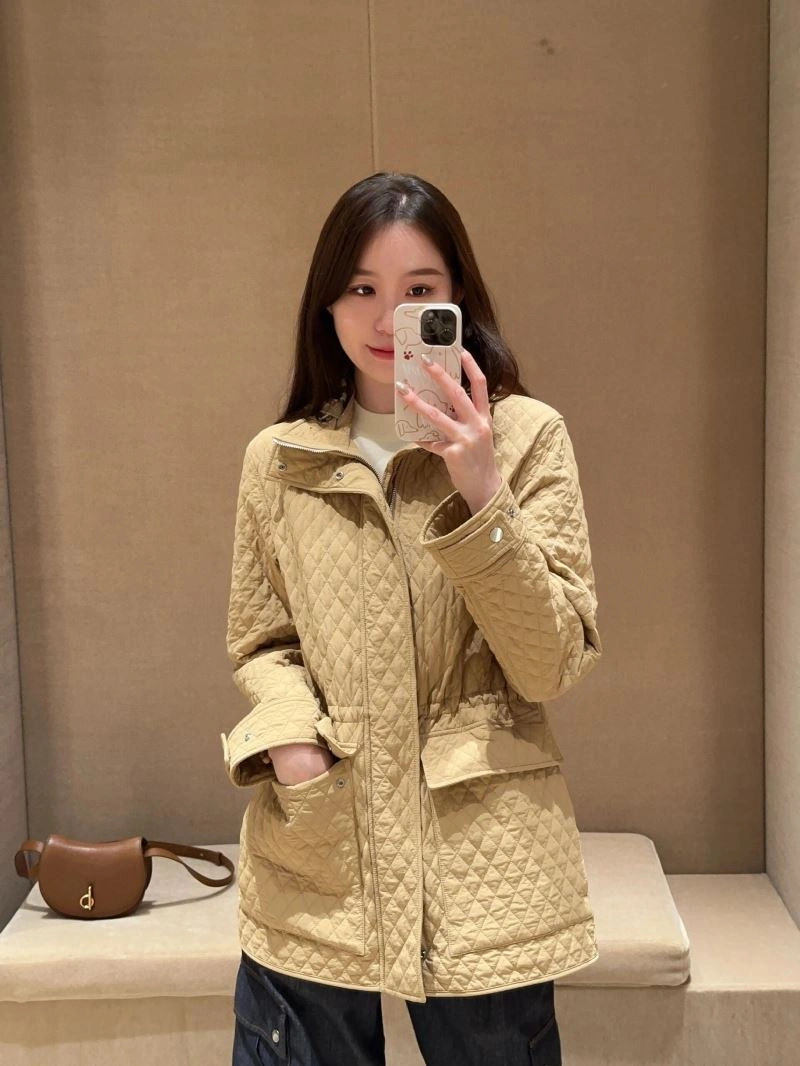 Cozy Burberry Outwear 104117