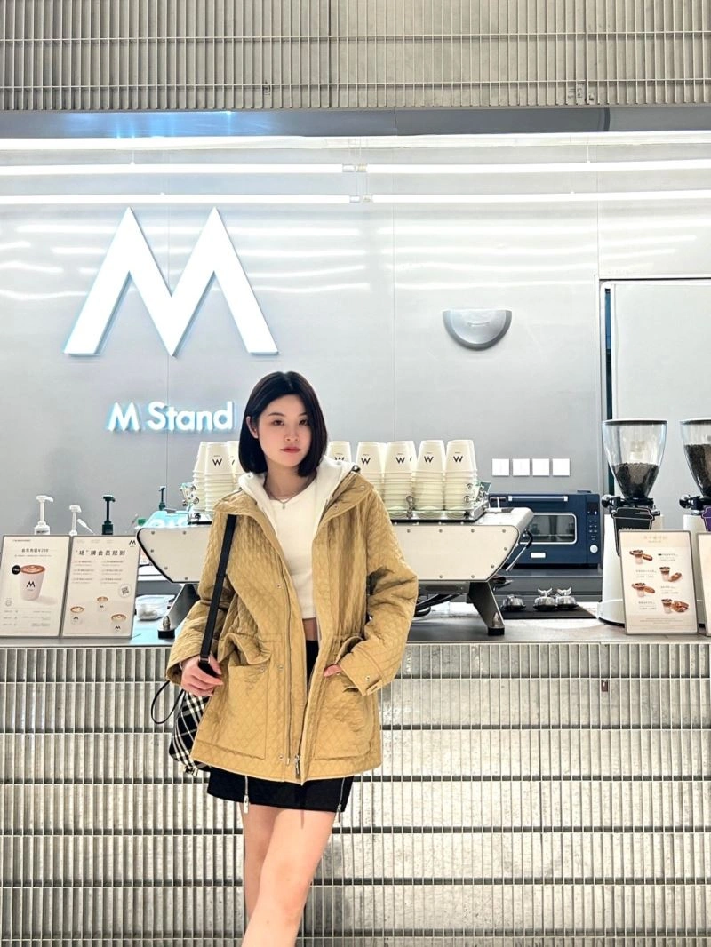 Cozy Burberry Outwear 104117
