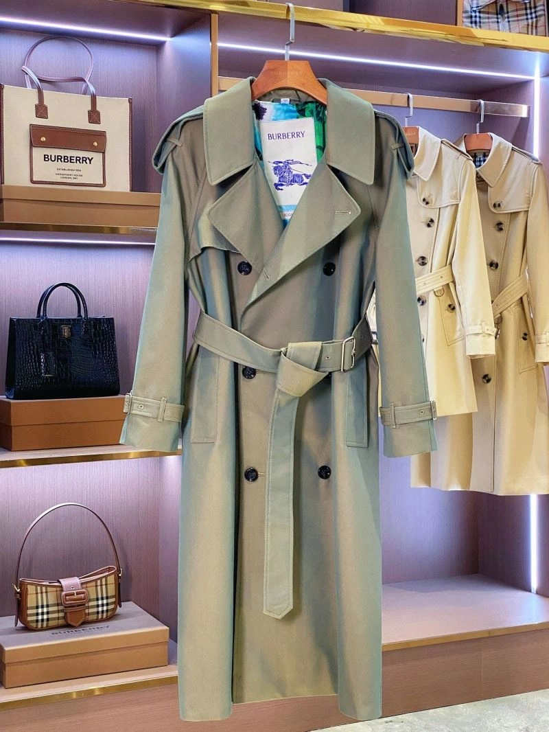 Efficient Burberry Outwear 104076