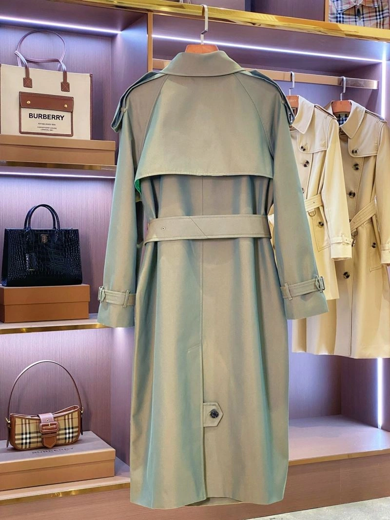 Efficient Burberry Outwear 104076